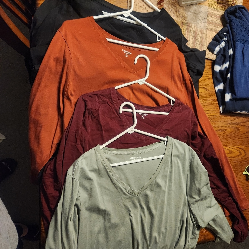 Lot of 5 Landsend 100% cotton V neck tops